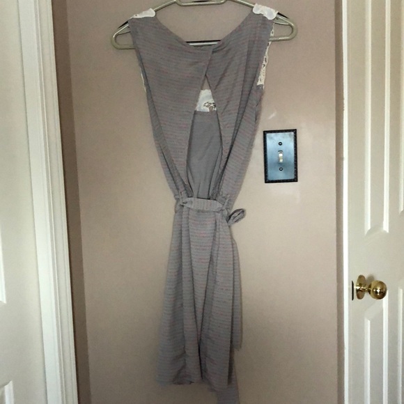 Dress - Picture 2 of 2